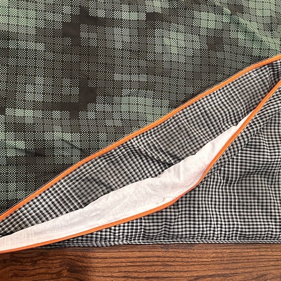 PBteen/Burton Collection Snowboard Jacket Duvet Cover & 2Shams-See Measurements - Picture 5 of 16